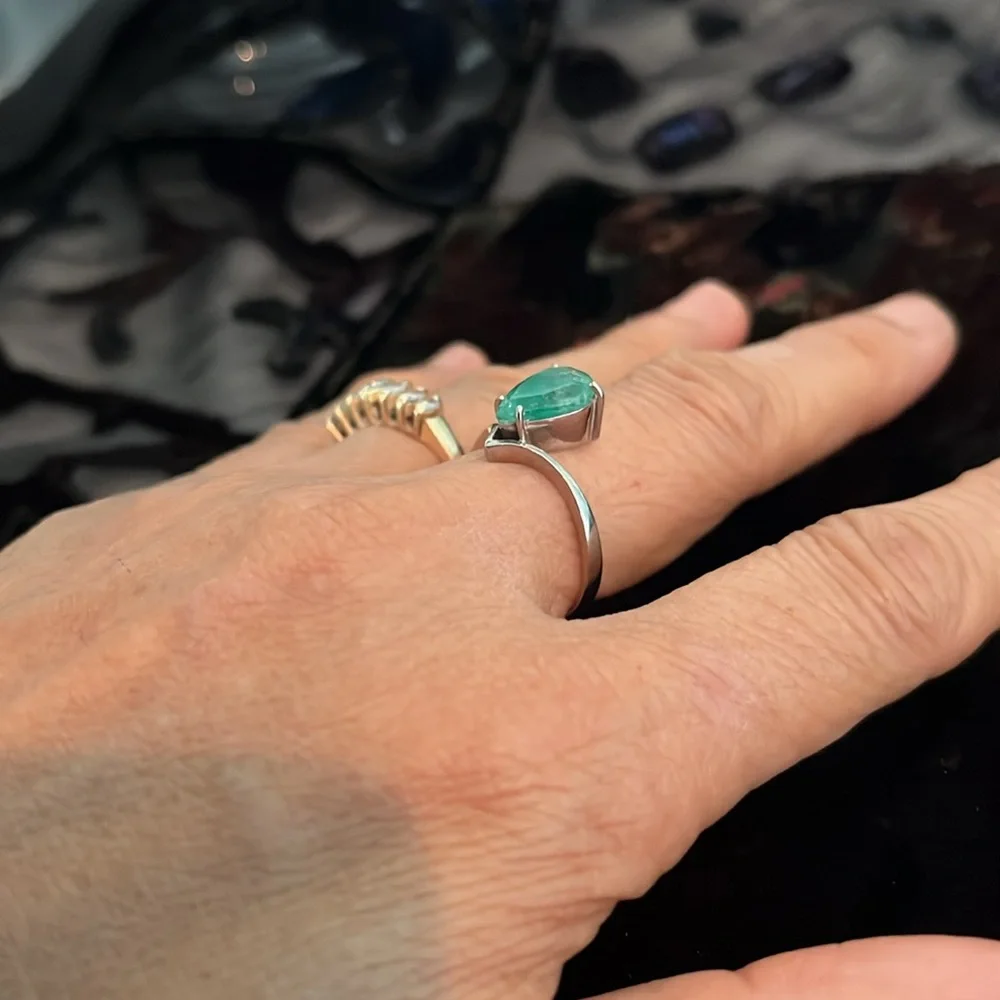 Vintage 18KG 3ct Columbian Emerald Ring